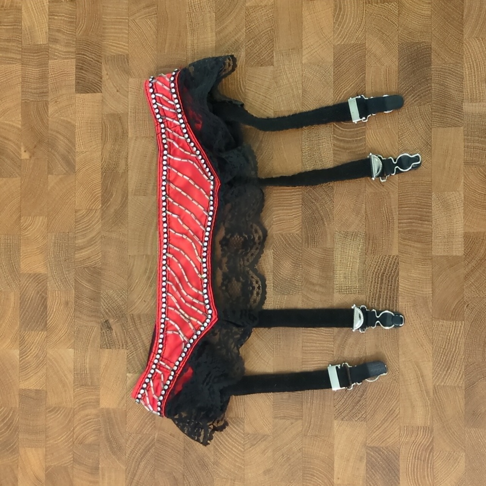 Vintage Pinup Garter Belt
